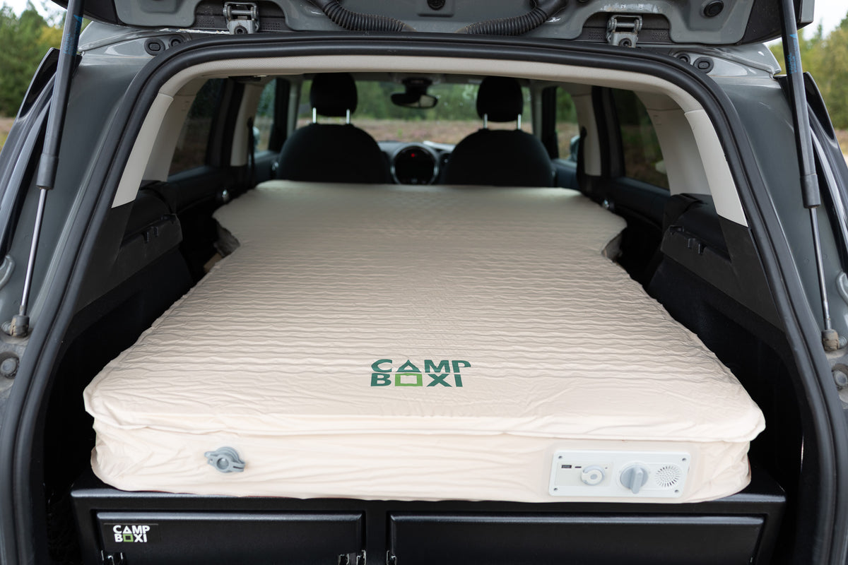 CampBoxi LUX Air - Luksus selvoppustelig bilmadras med integreret pumpe