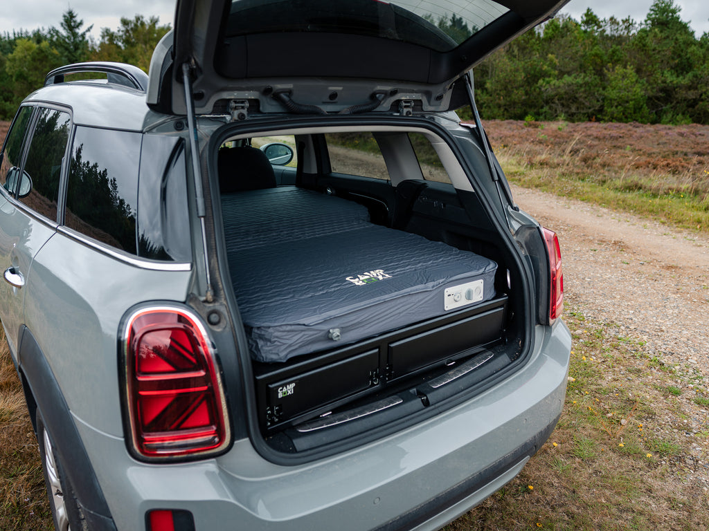 CampBoxi LUX Air - Luksus selvoppustelig bilmadras med integreret pumpe