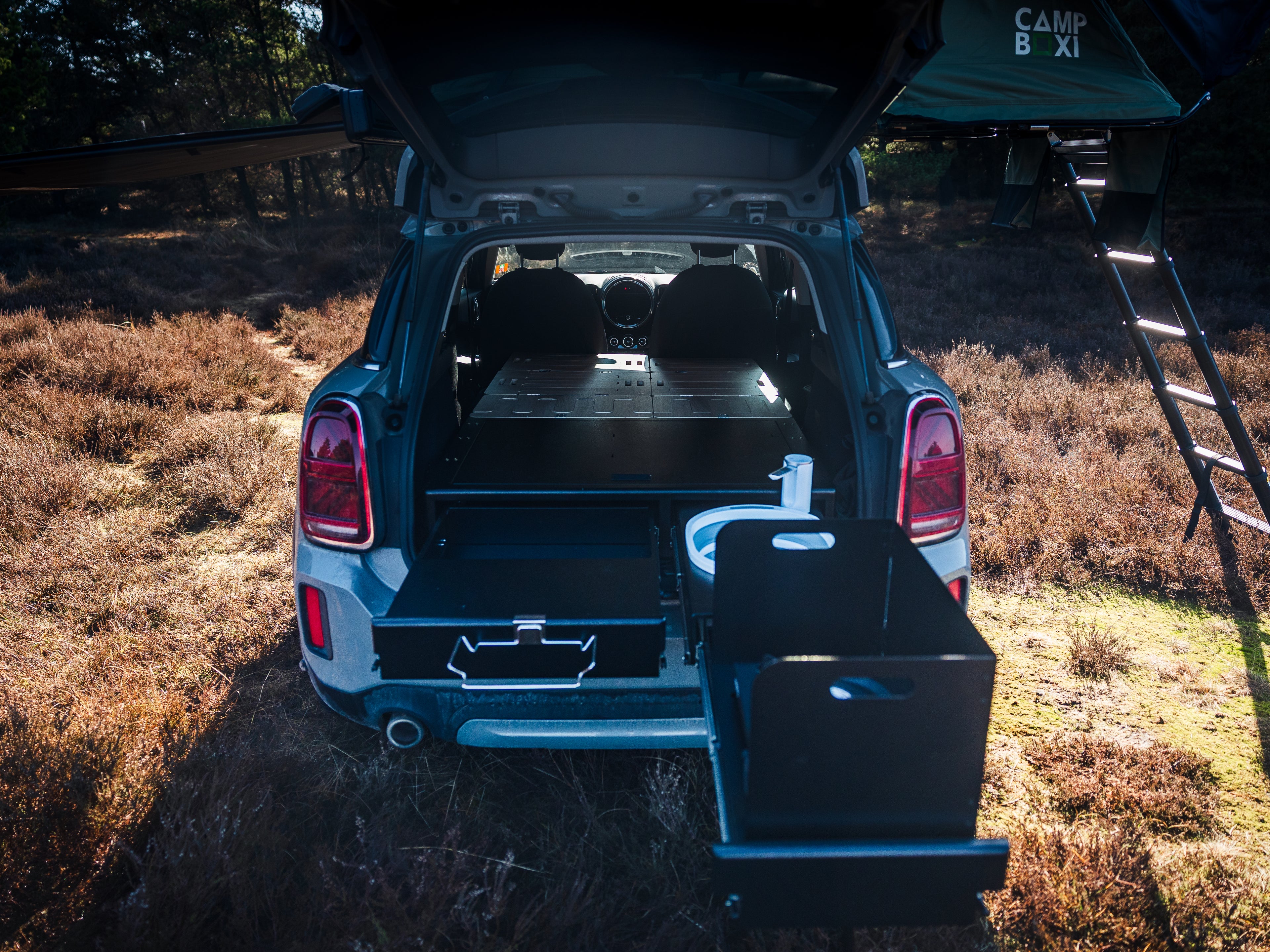 CampBoxi Kitchenfit - Alt-i-ét Camper Box til hverdagsbiler
