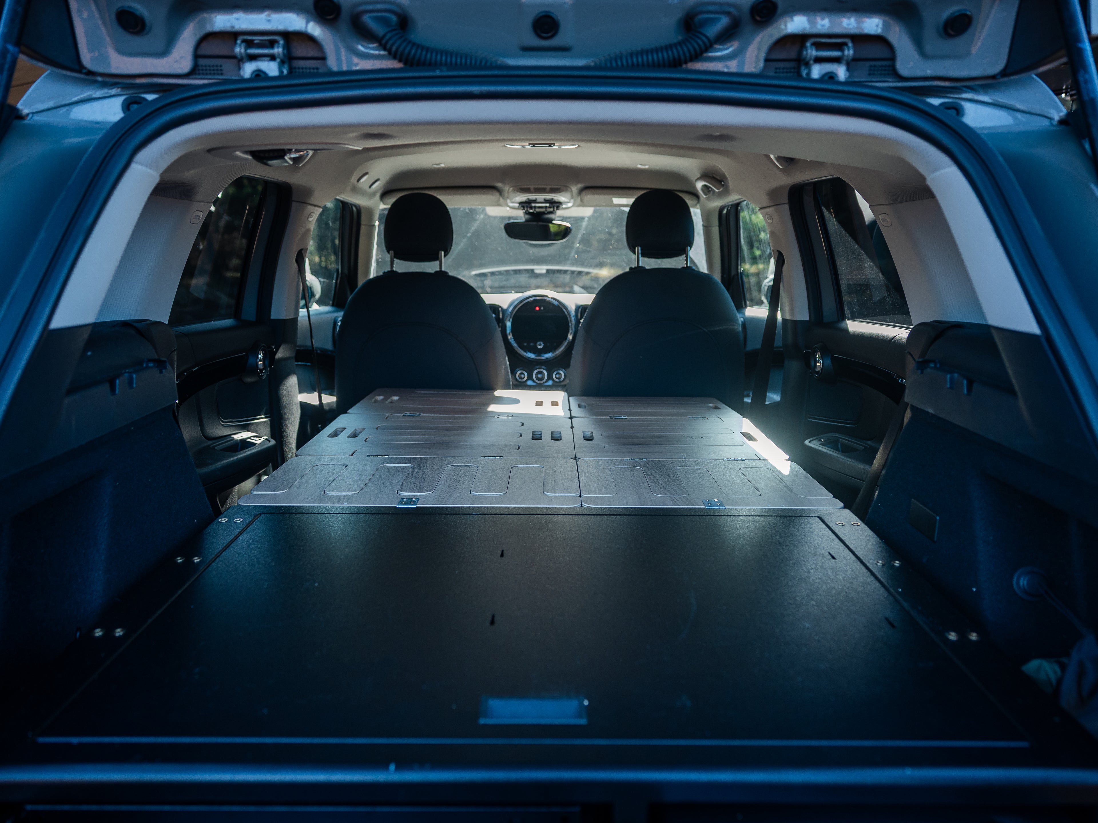 CampBoxi Kitchenfit - Alt-i-ét Camper Box til hverdagsbiler