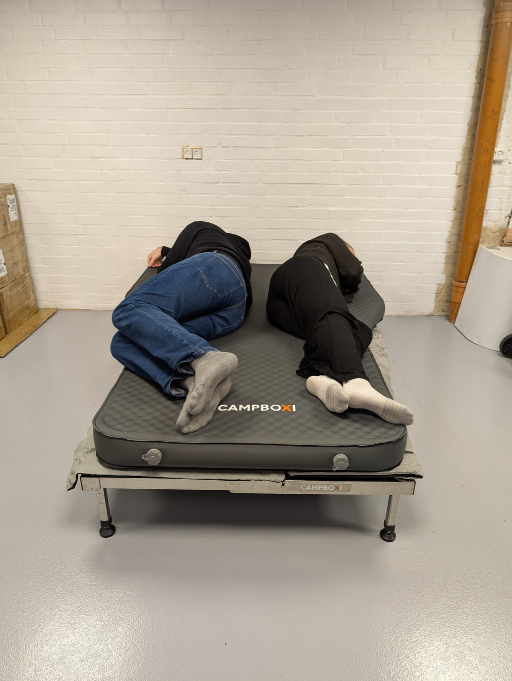 CampBoxi Unifit - Smart justerbar sengeramme til hverdagsbilen