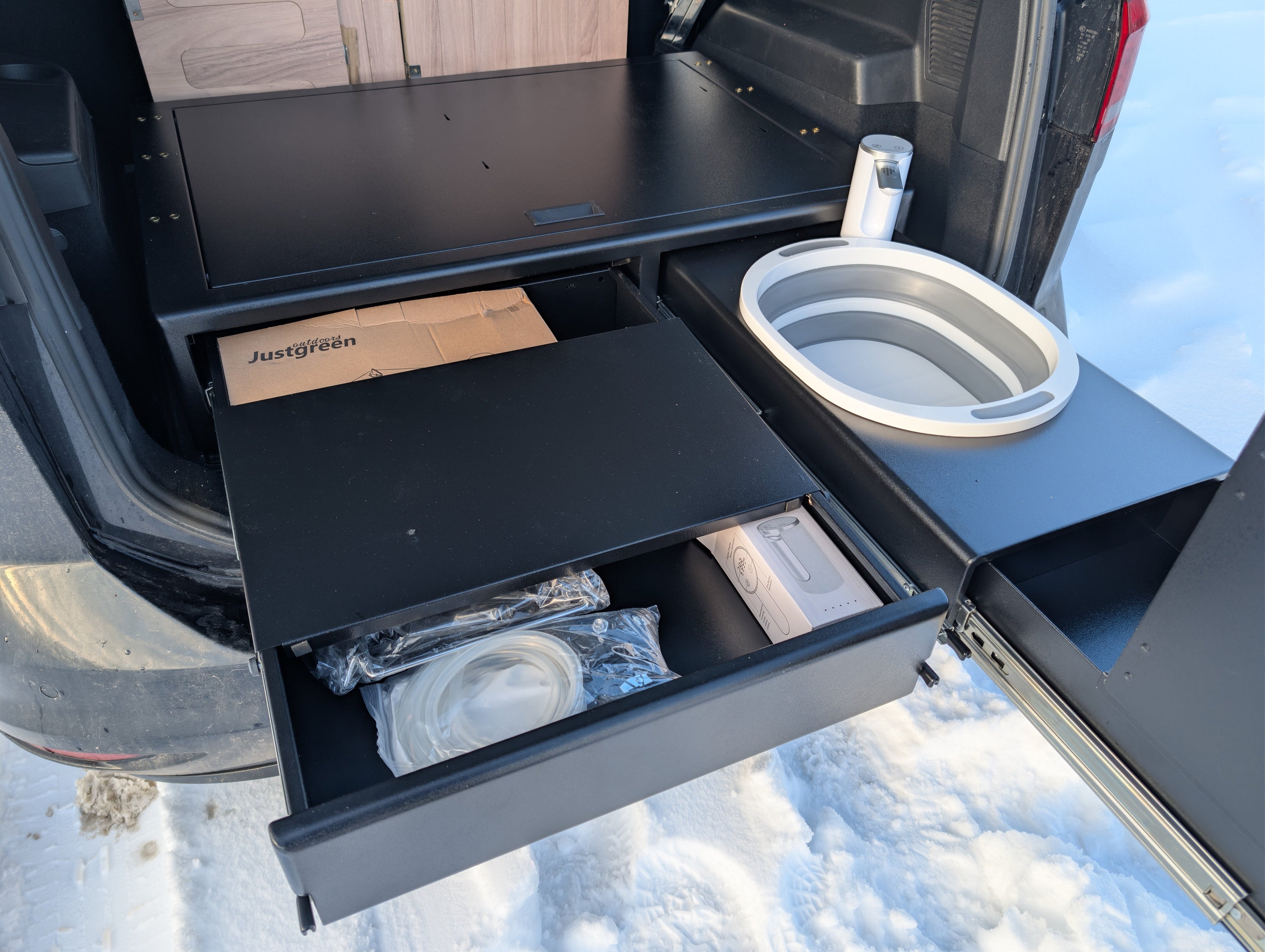 CampBoxi Kitchenfit - Alt-i-ét Camper Box til hverdagsbiler