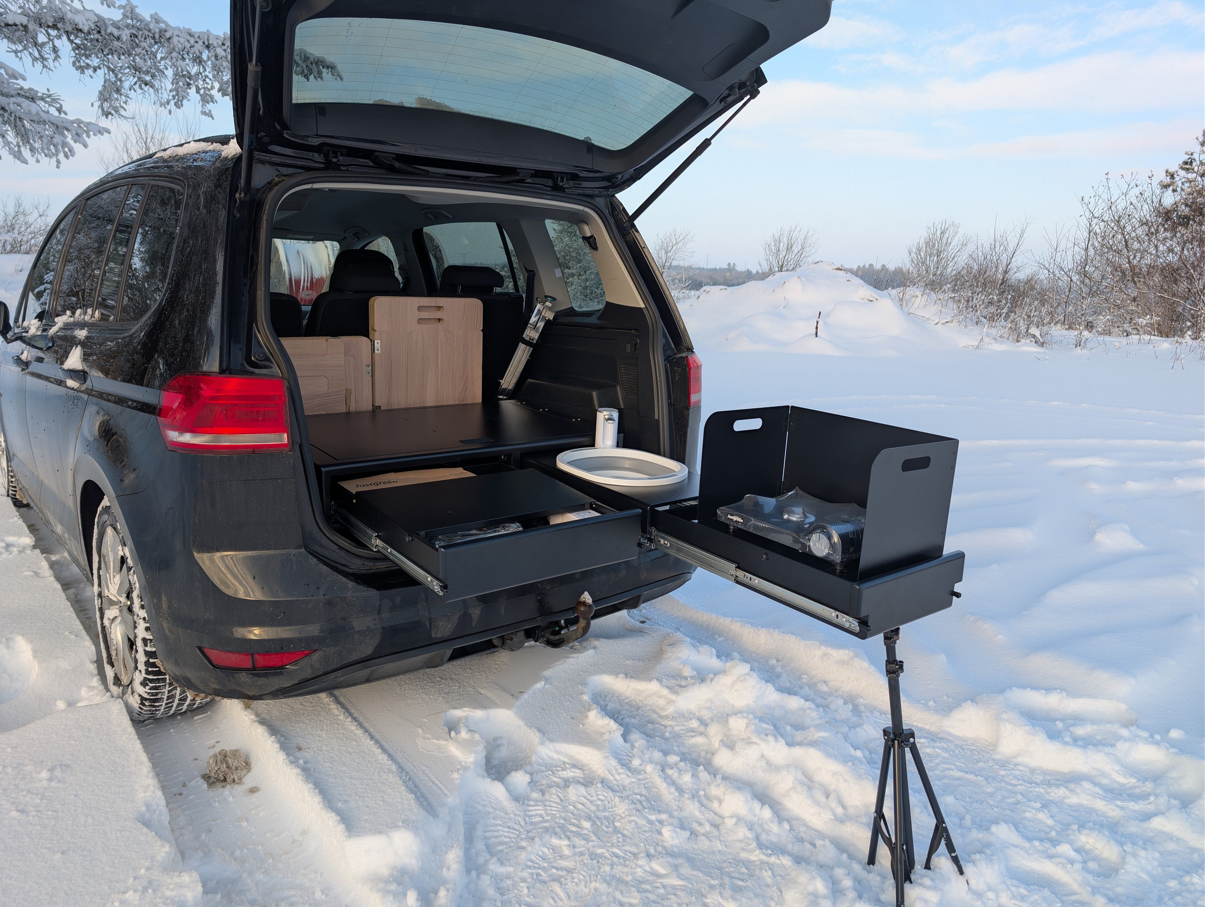 CampBoxi Kitchenfit - Alt-i-ét Camper Box til hverdagsbiler