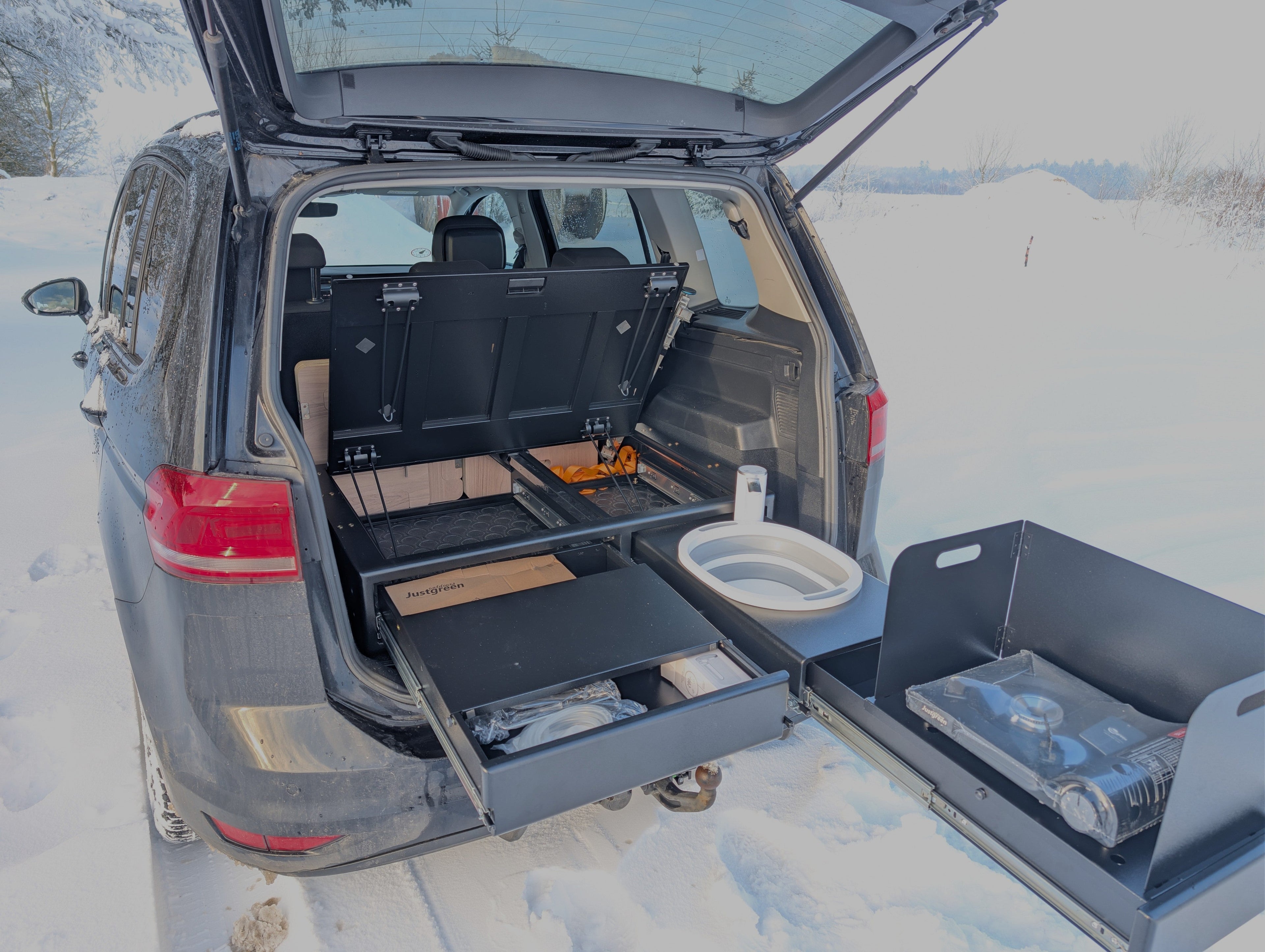 CampBoxi Kitchenfit - Alt-i-ét Camper Box til hverdagsbiler