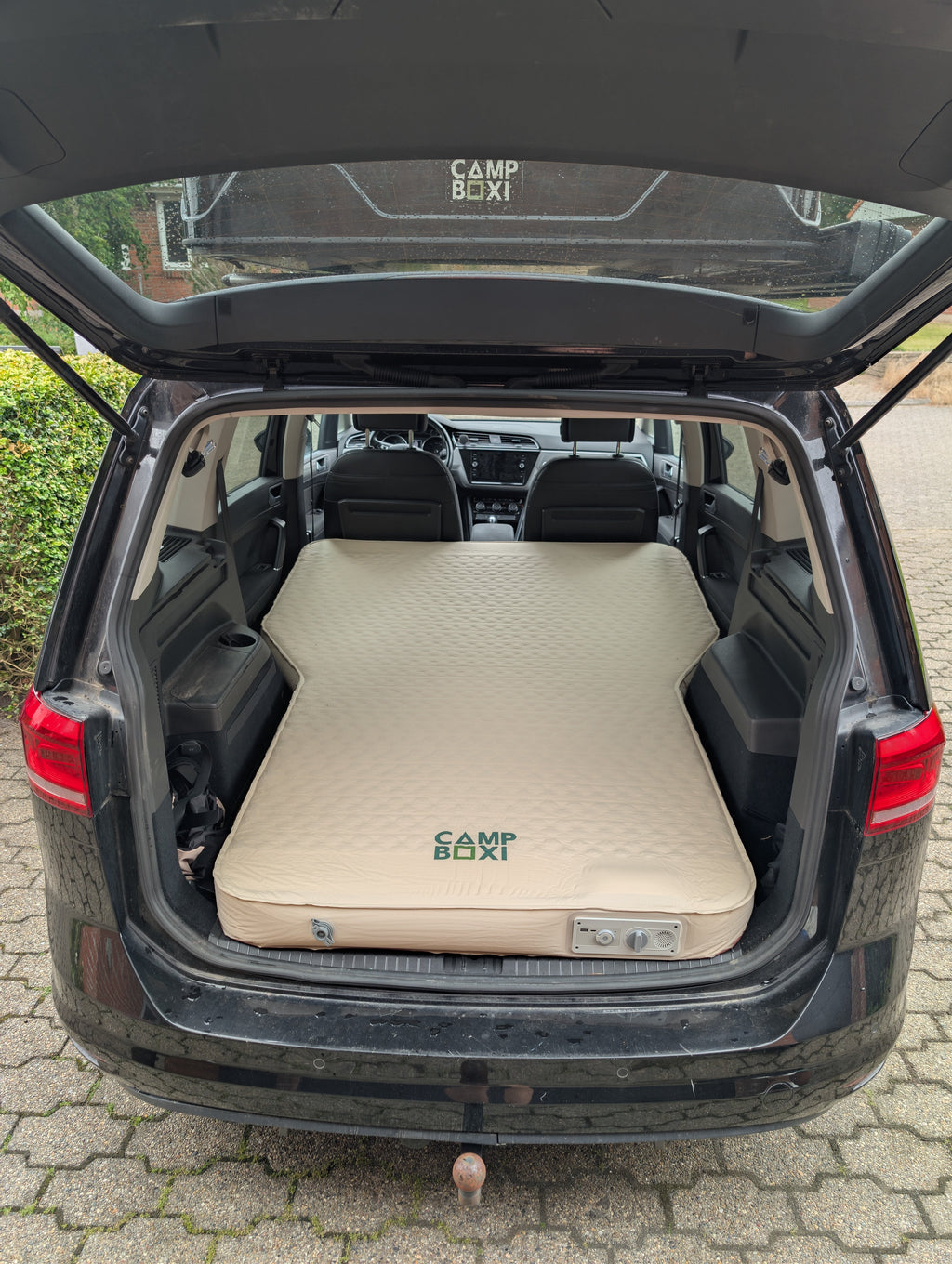 CampBoxi LUX Air - Luksus selvoppustelig bilmadras med integreret pumpe